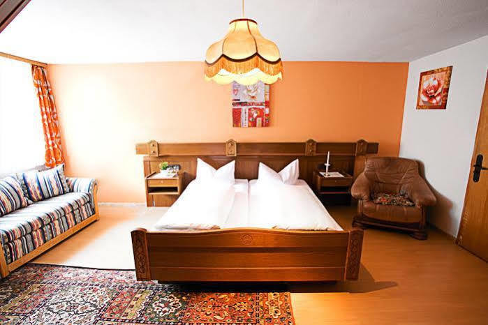 Bogensporthotel "Bad" ไอเซนบาค ภายนอก รูปภาพ